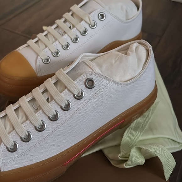 Sale New authentic Burberry sneakers - Picture 7 of 10
